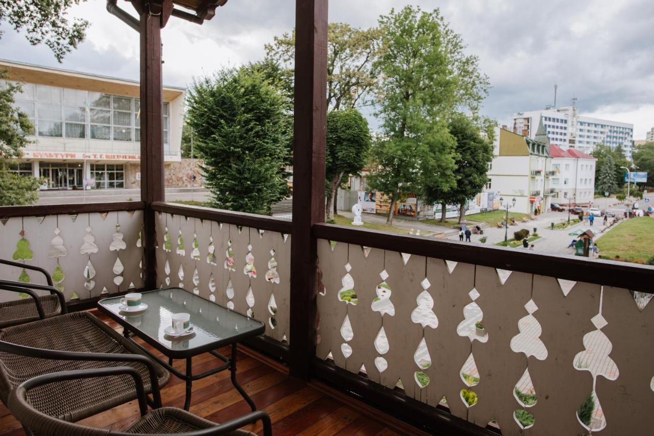 Villa Viktoriya Hotel Truskaveț Exterior foto