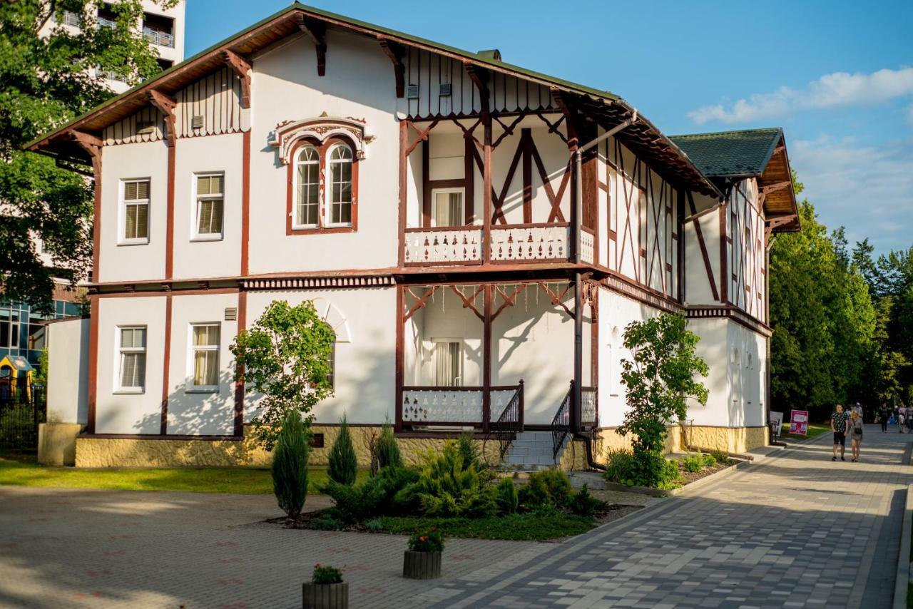 Villa Viktoriya Hotel Truskaveț Exterior foto