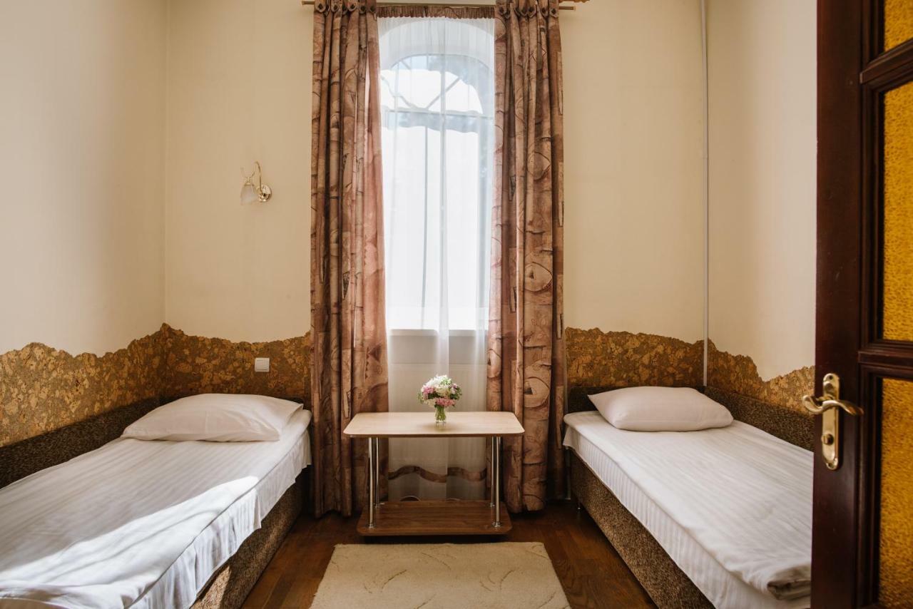 Villa Viktoriya Hotel Truskaveț Exterior foto
