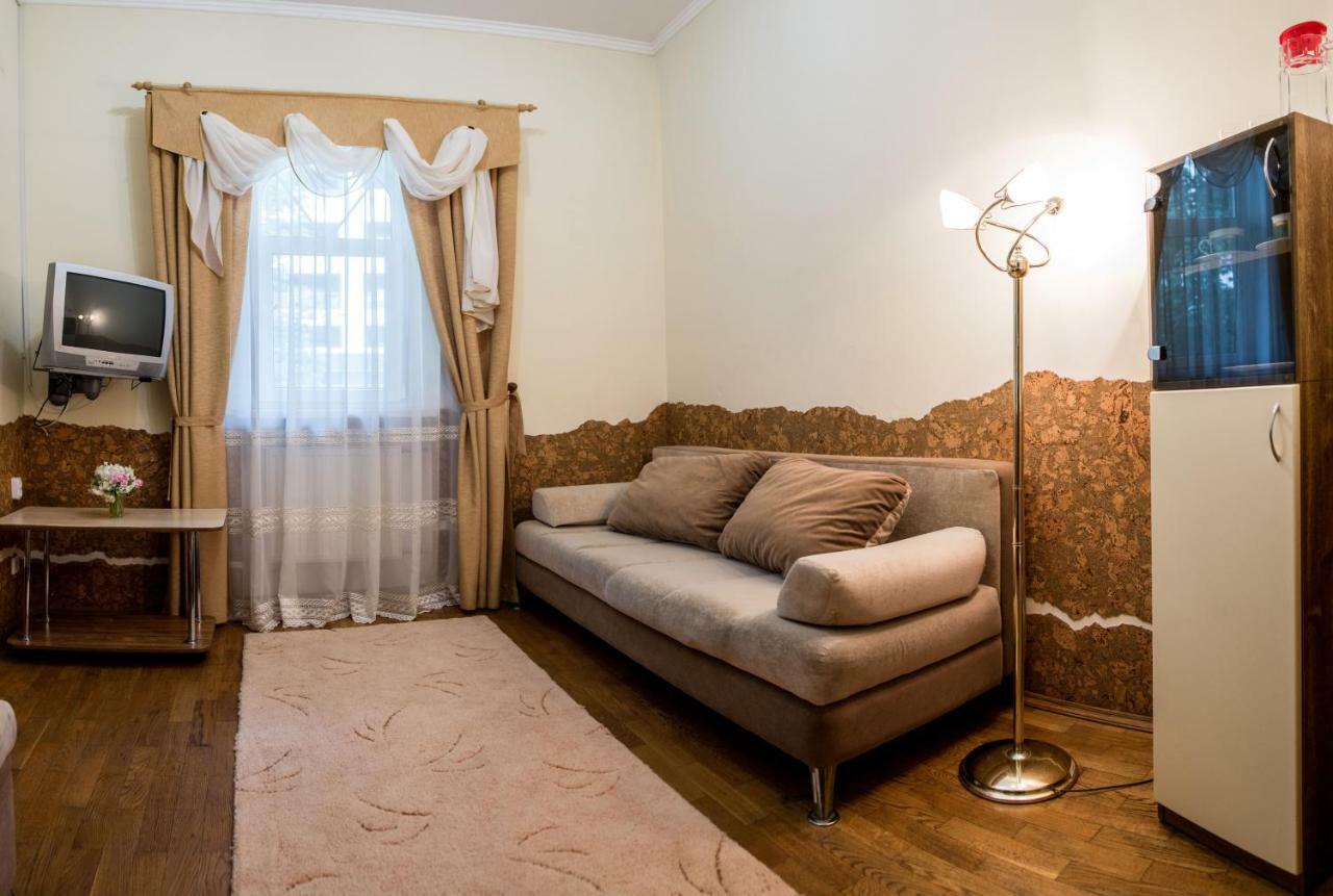 Villa Viktoriya Hotel Truskaveț Exterior foto