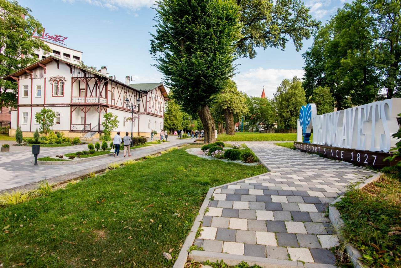 Villa Viktoriya Hotel Truskaveț Exterior foto